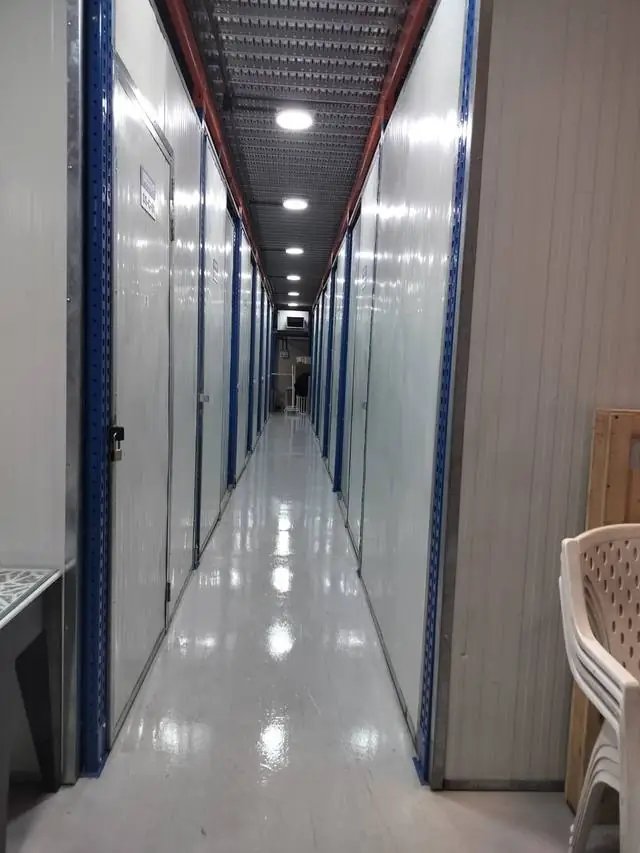 Private lockable storage rooms in an air-conditioned QuickServe Relocations warehouse, Dubai